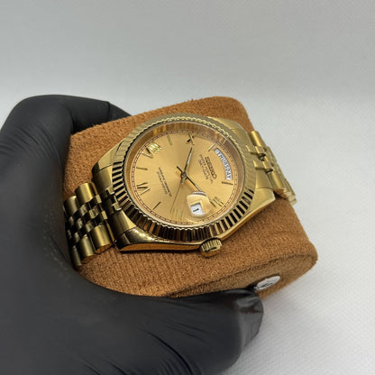 Day-Date Mod - Gold Roman